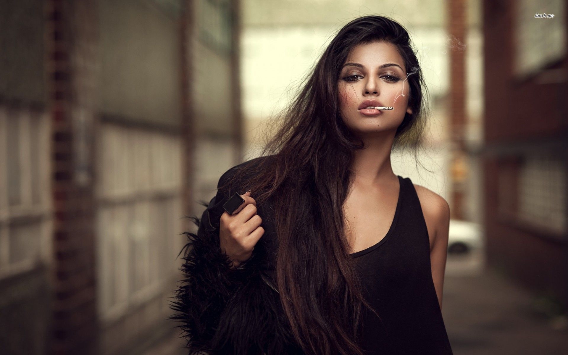 A playful frame from Sassy girls — online in Guatemala