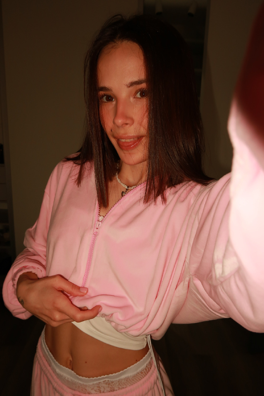 Tina brings the glow — live moments in Guatemala